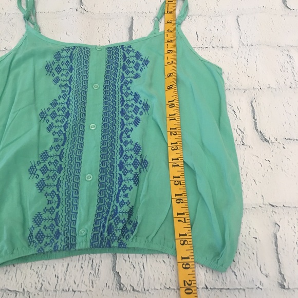 Kirra Turquoise Green Embroidered Crop - Picture 3 of 7